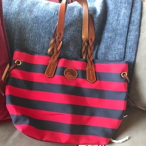 Dooney and Bourke leather handled tote